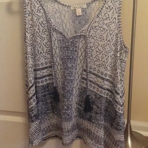 Francesca’s Tank Top blue and white
